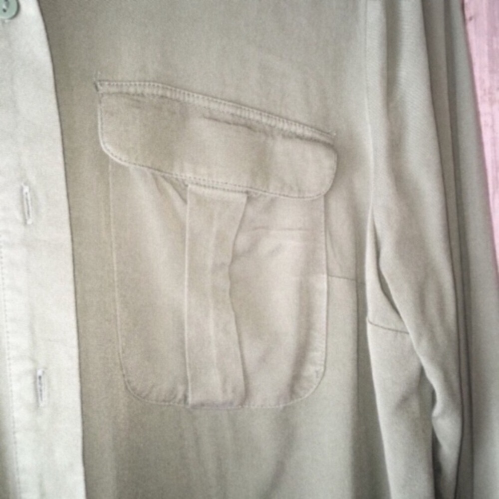 H&M Green Button Down - Picture 2 of 5